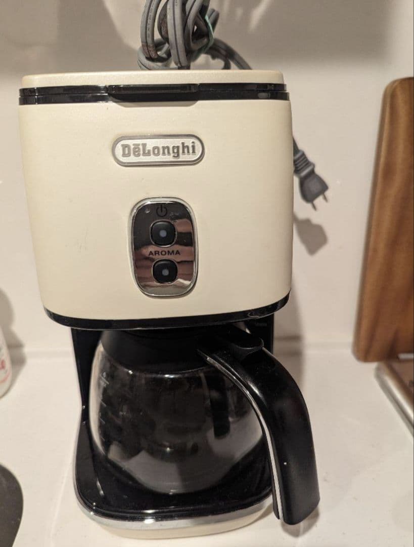 デロンギ コーヒーメーカー アロマモード搭載 ホワイト 6杯