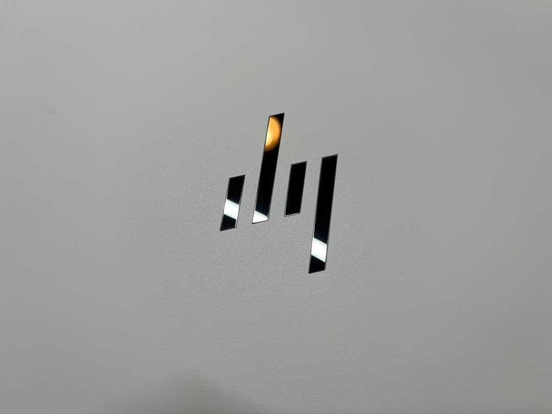 HP Pavilion 13インチ ホワイトノートPC