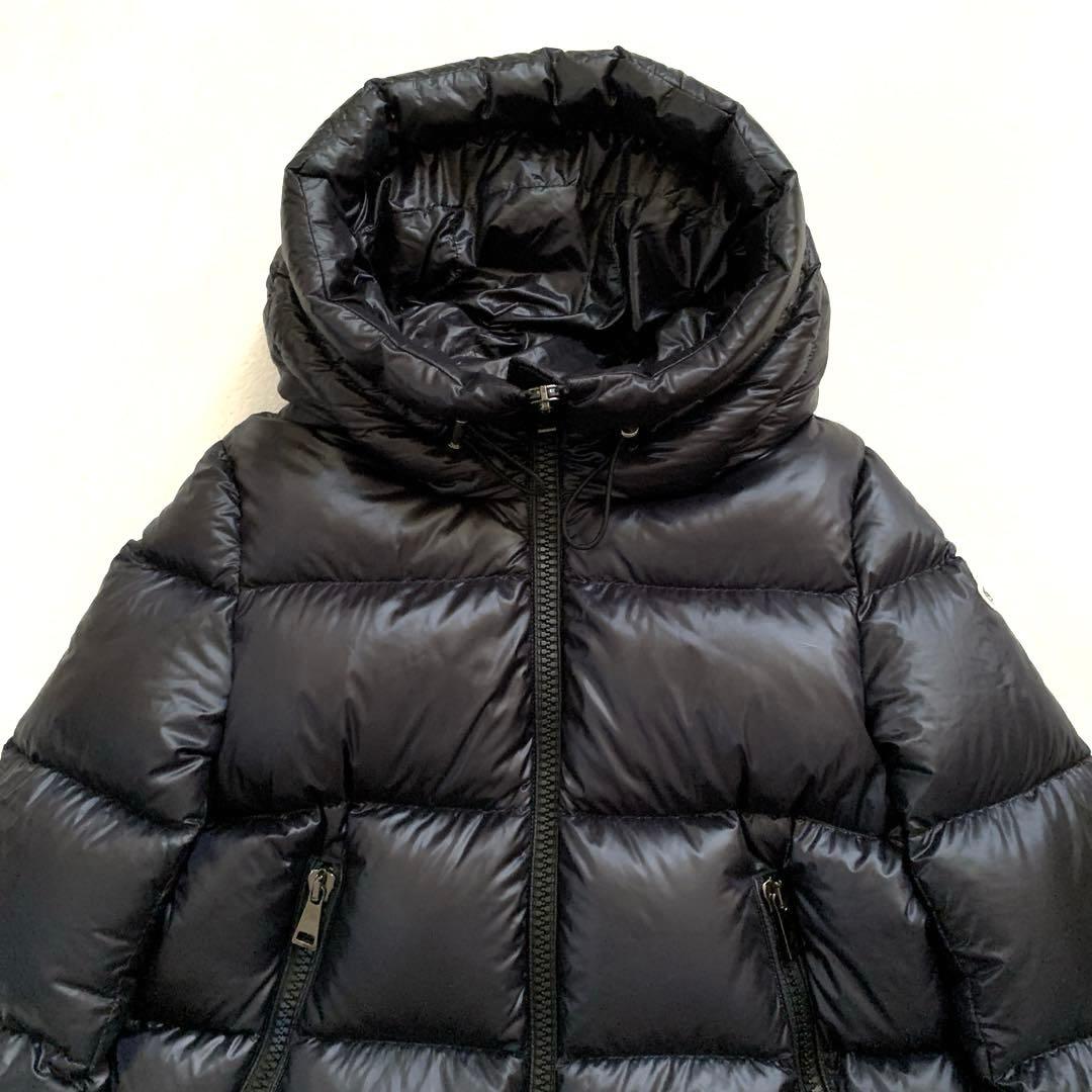 【momo】MONCLER モンクレール　ダウンジャケット　SERITTE