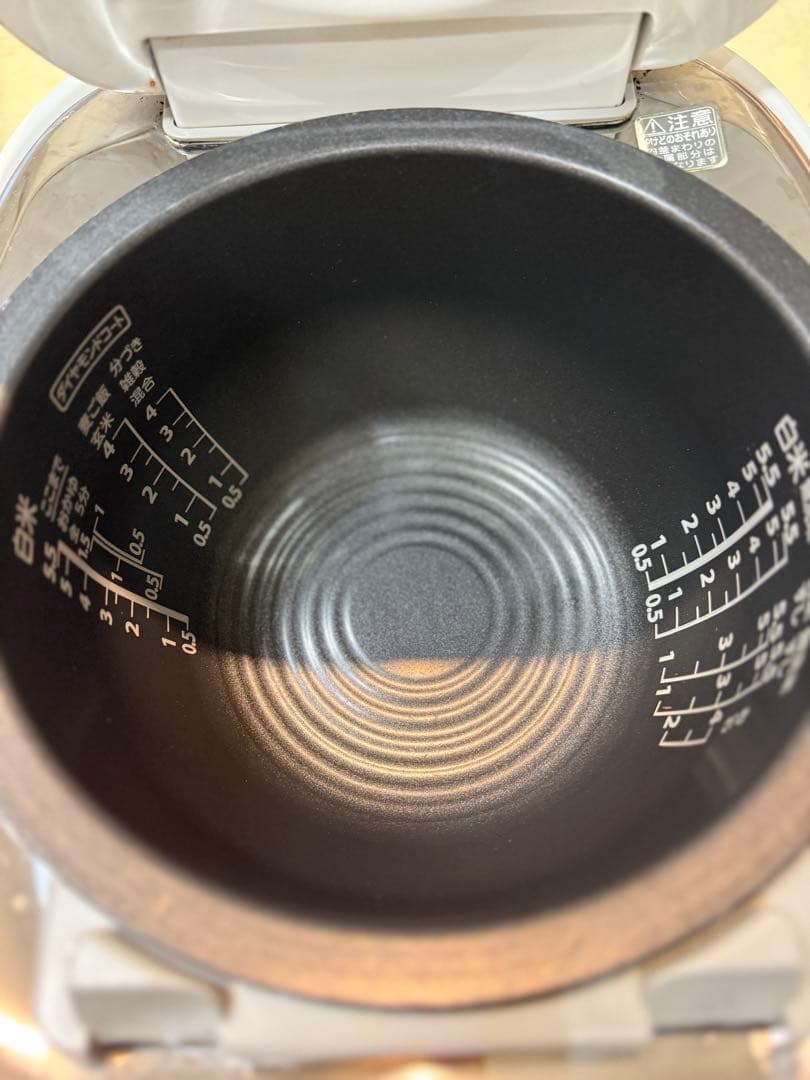 TOSHIBA RC-10VQR炊飯器 IH加熱方式 予約機能付き