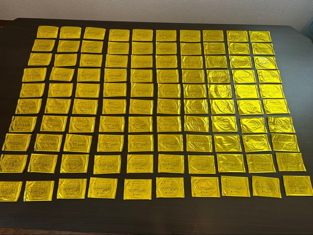 数量わずか【レア】ポケモン　デコキャラシール　未開封　100枚　ファイルセット