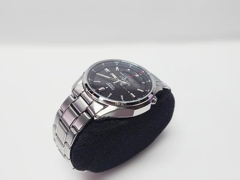 美品 CASIO LINEAGE 電波ソーラー LCW-M100DE-1AJF