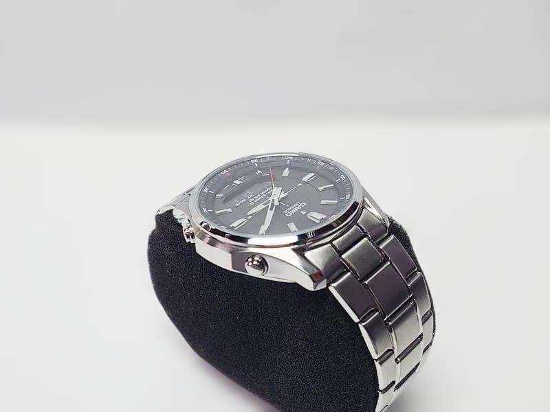 美品 CASIO LINEAGE 電波ソーラー LCW-M100DE-1AJF