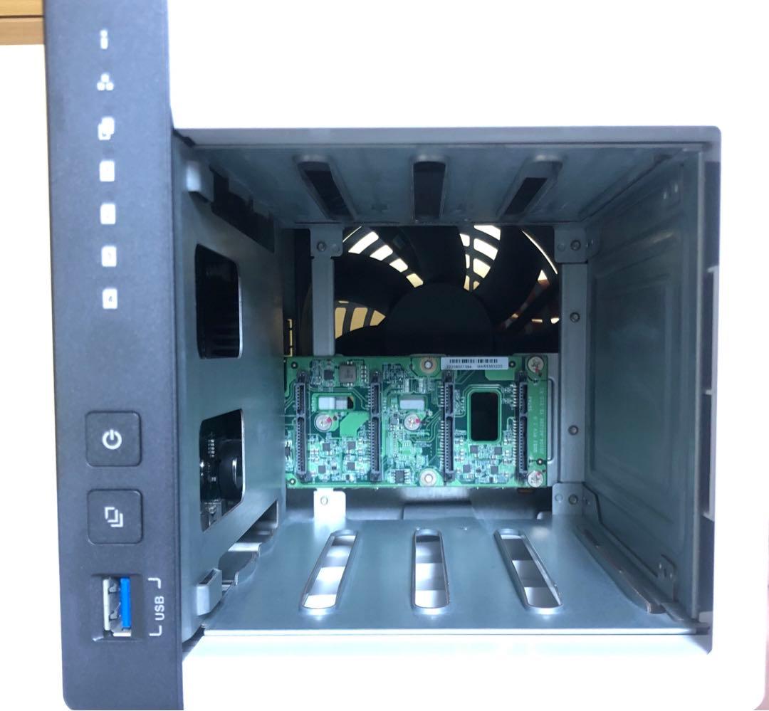 QNAP NAS　TS-433　Western Digital 4TB HDD