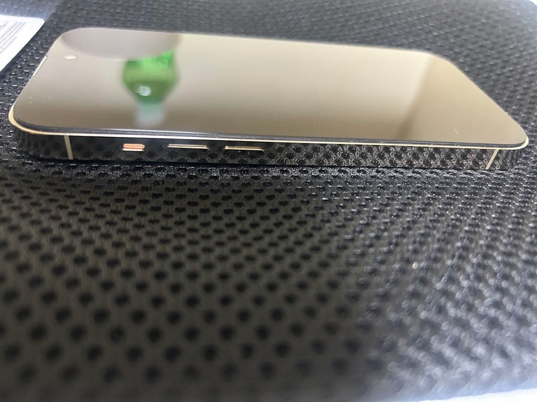 Apple iPhone 14 Pro 256ギガ シルバー 本体 eSIM