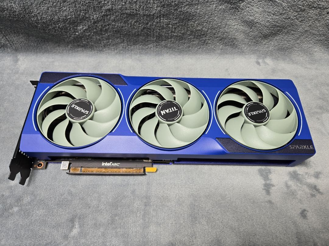 グラフィックボード・グラボ・ビデオカード SPARKLE B580 TITAN OC 12G (intel ARC