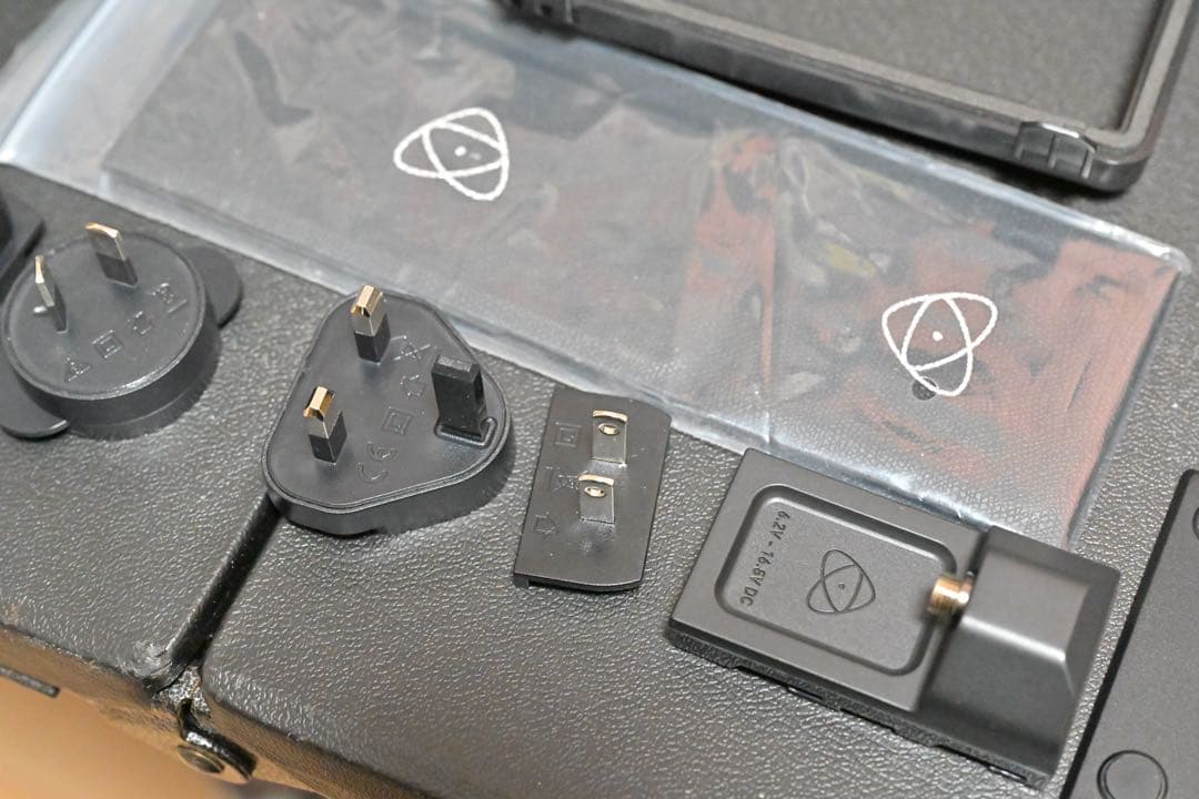 ATOMOS Ninja V 5インチ 、SSD、アクセサリー、ケージセット