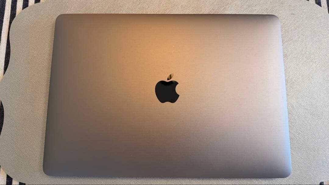 MacBook Pro 13インチ（2017）512GB 充電器付 箱無し