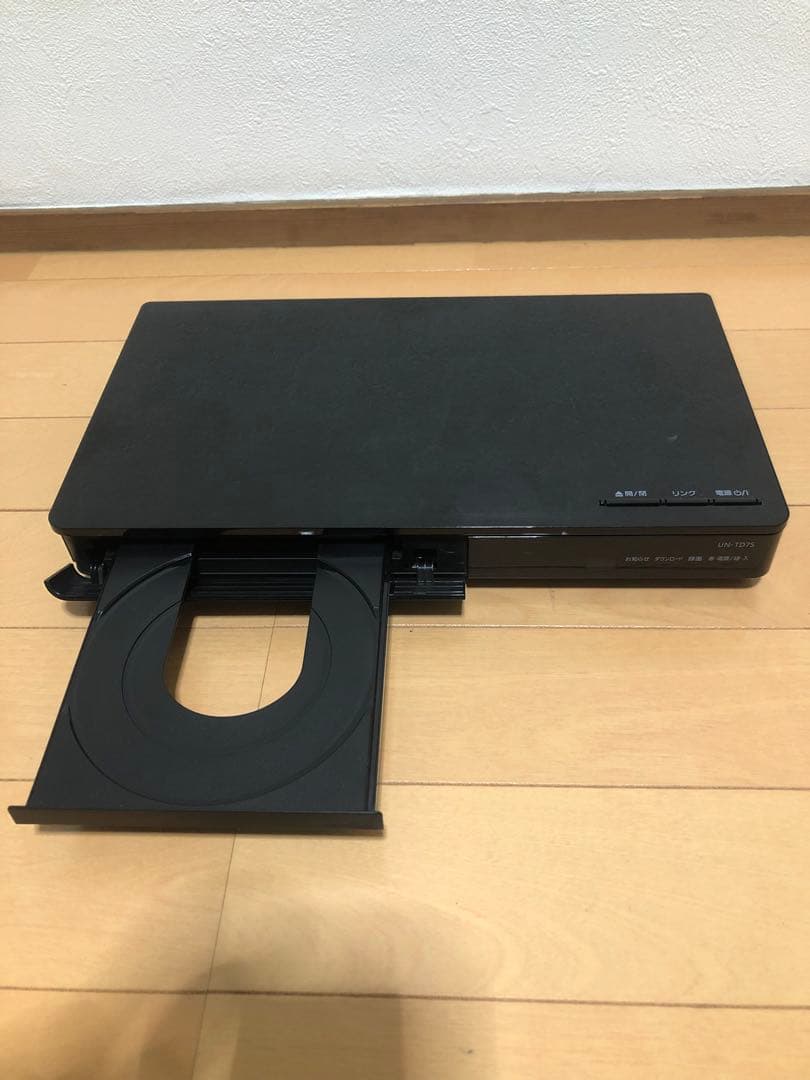 【中古美品】防水ポータブルテレビHDD/DVD / Blu-ray内蔵 ホワイト