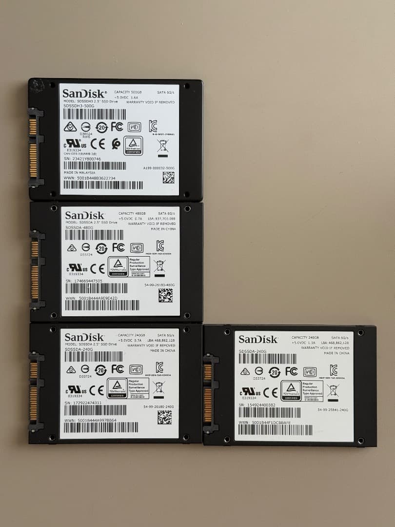 SanDisk 2.5インチSSD 3種類 4台セット