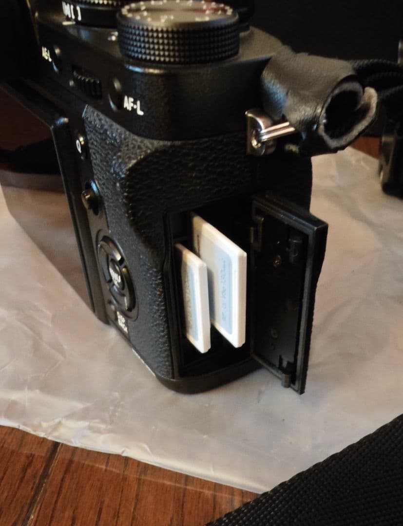 富士フィルム X-T2本体+おまけ