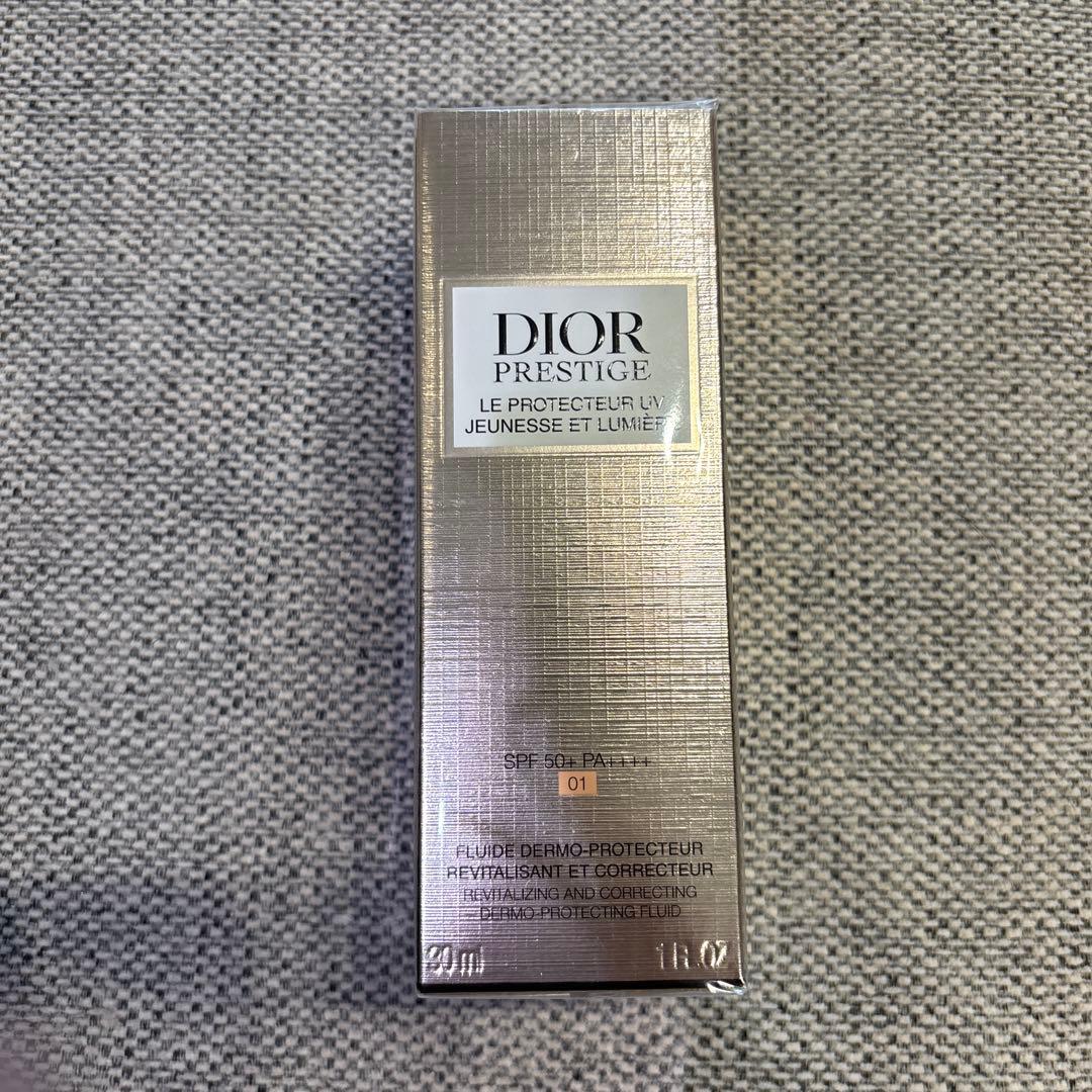【Dior】　プレステージ　ル　プロテクターUV ルミエール