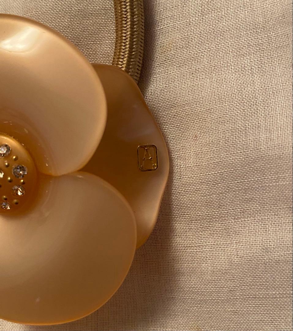 新品未使用品ALEXANDRE DE PARIS☆花モチーフ ヘアアクセサリー