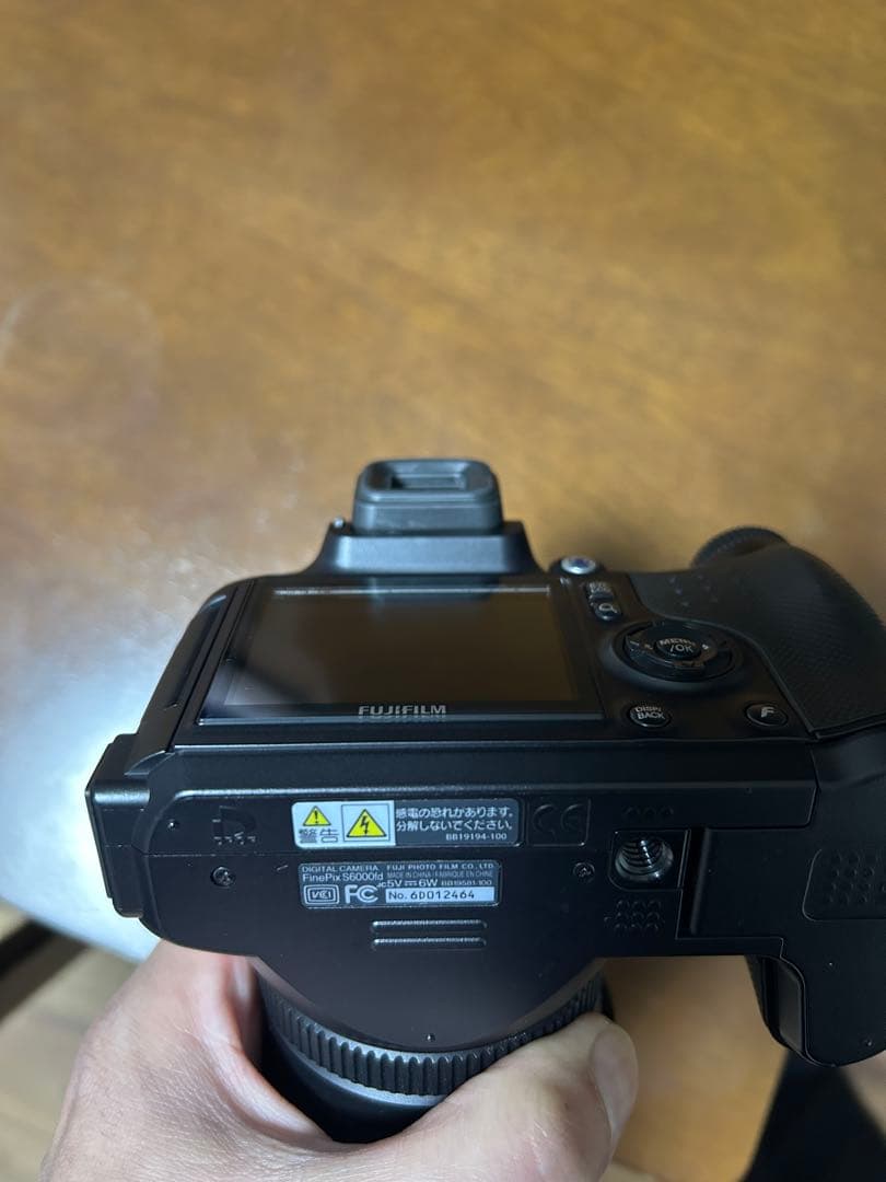 FinePix S6000fd デジタルカメラ 本体