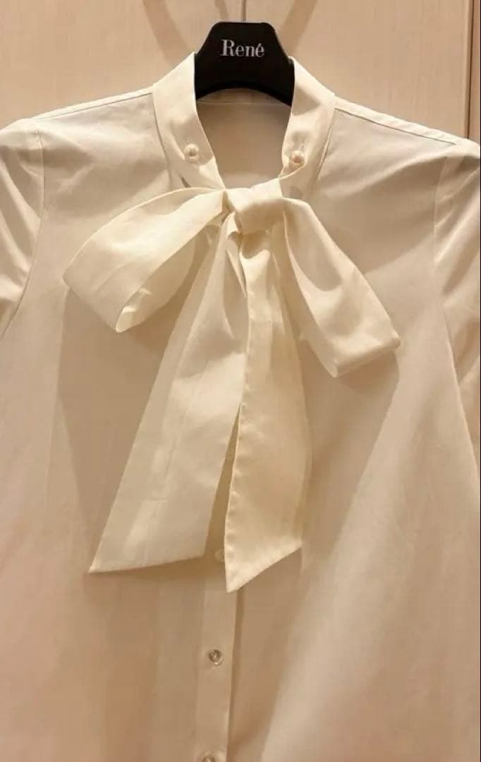 アベニールエトワール　パールボタンリボンタイロングブラウス ♡ブラウス