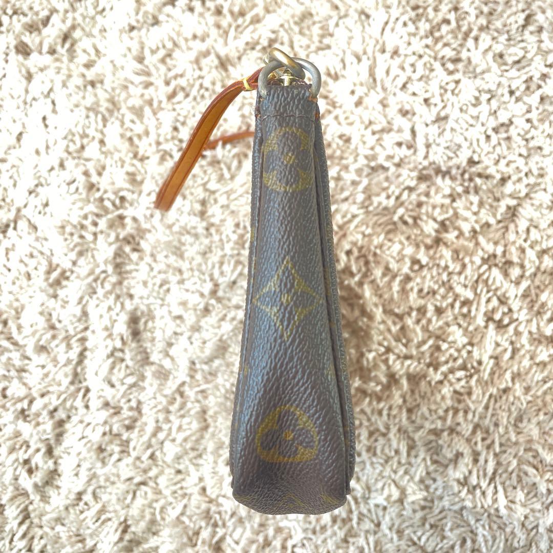 LOUIS VUITTON　ルイヴィトン　M51980　モノグラム　ポシェット