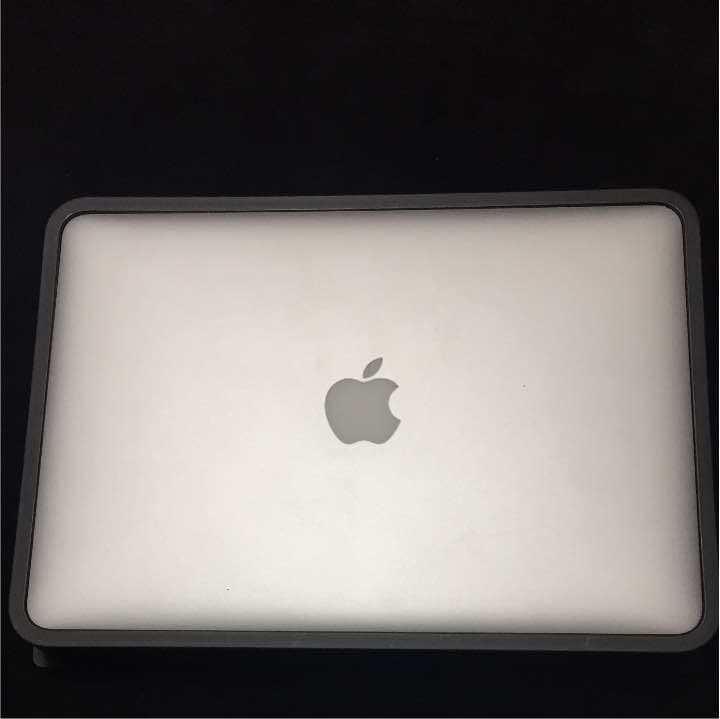 MacBook Air 13インチ  ビジネスバッグ付き