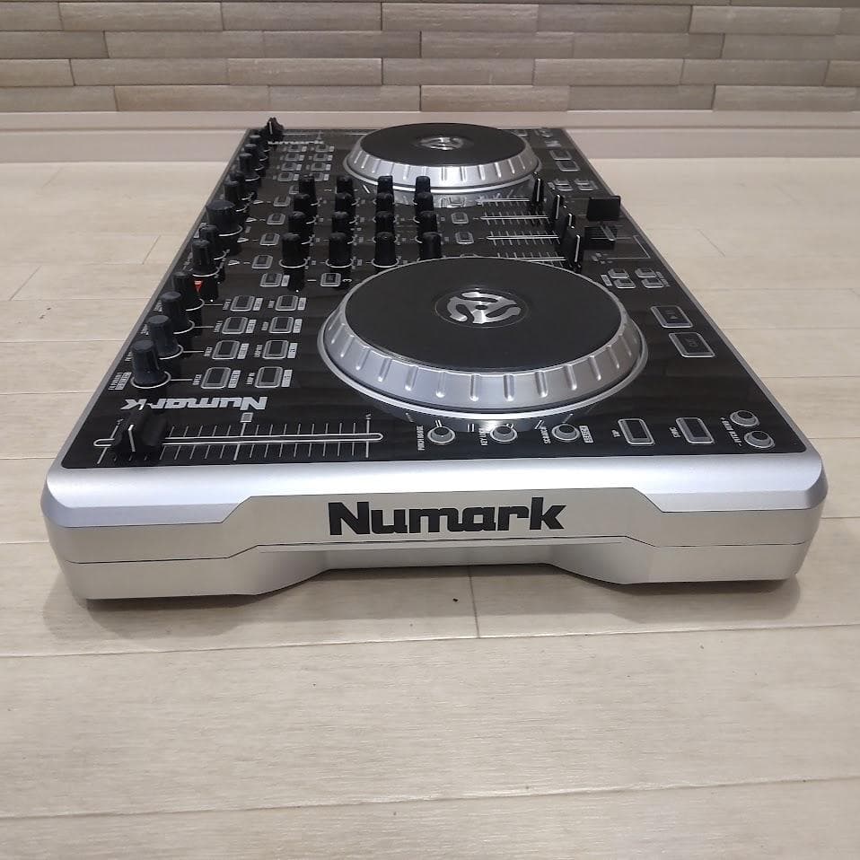 Numark N4 DJコントローラー リアルミキサ搭載 4デッキ ヌマーク