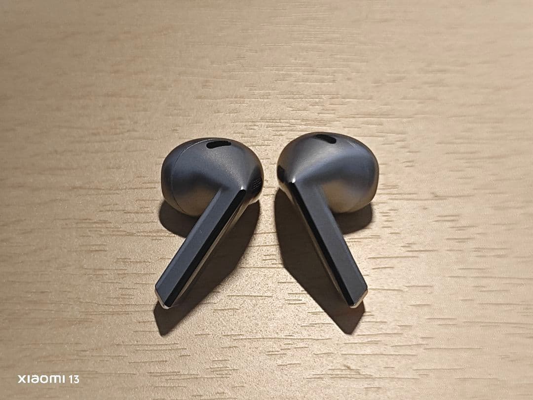 【中古】Galaxy buds3 シルバー ワイヤレスイヤホン