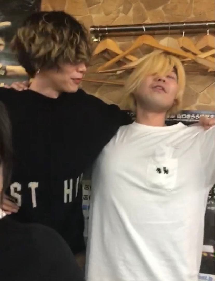 米津玄師着用　yeezy season5 losthills ニット/セーター