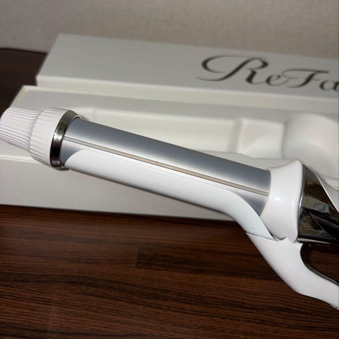 リファ　ビューテックカールアイロン26ミリ