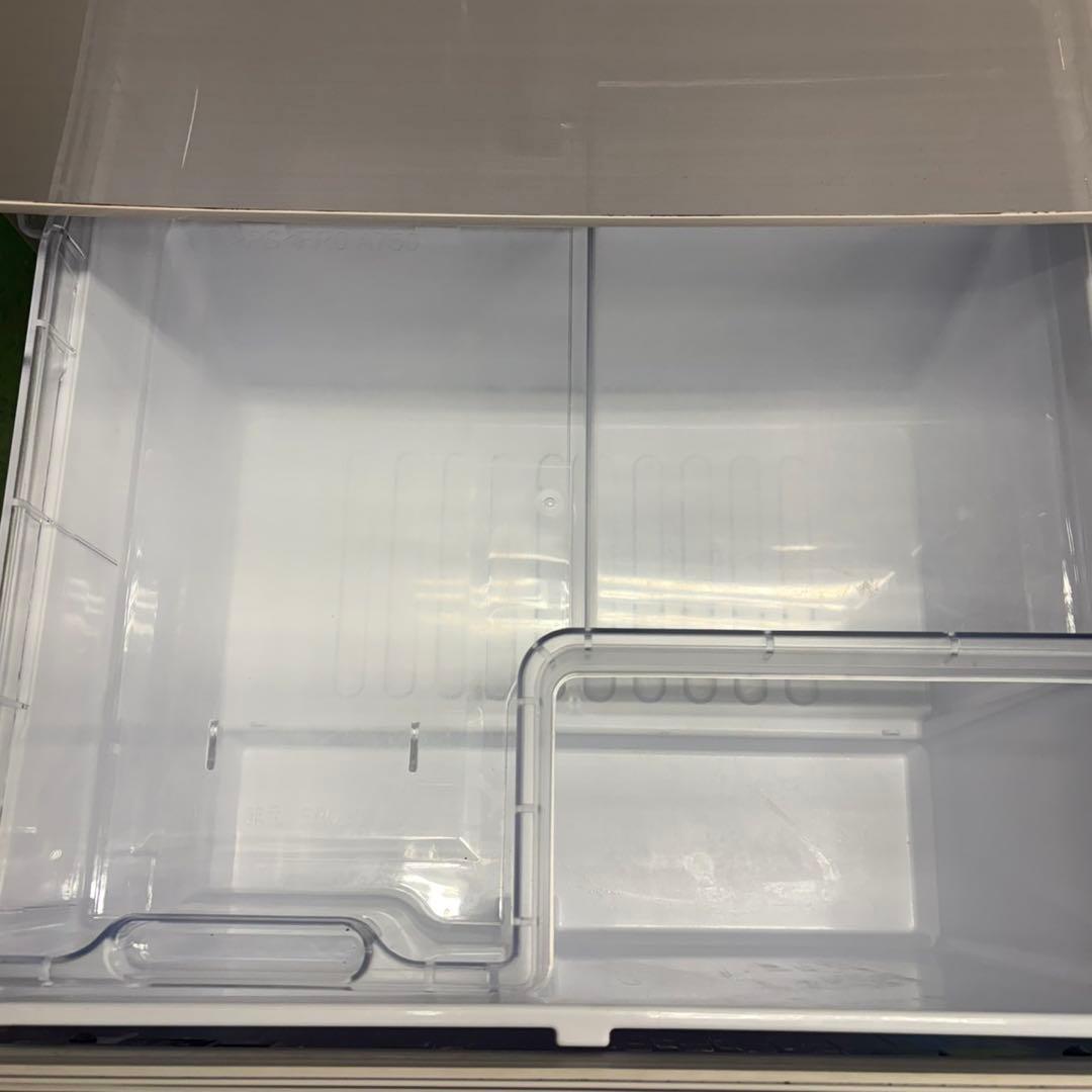 719 ファミリー向　冷蔵庫　大型　どっちもドア　400L強 自動製氷機　5ドア