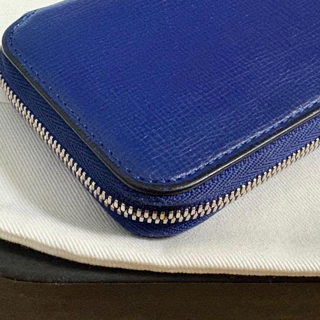 ヴァレクストラ ジップアラウンドカードフォルダー ミニウォレット ロイヤルブルー