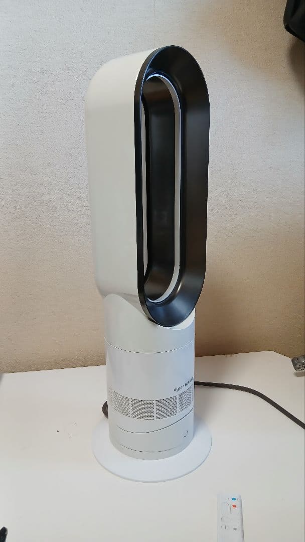 Dyson　セラミックファンヒーター　AM09