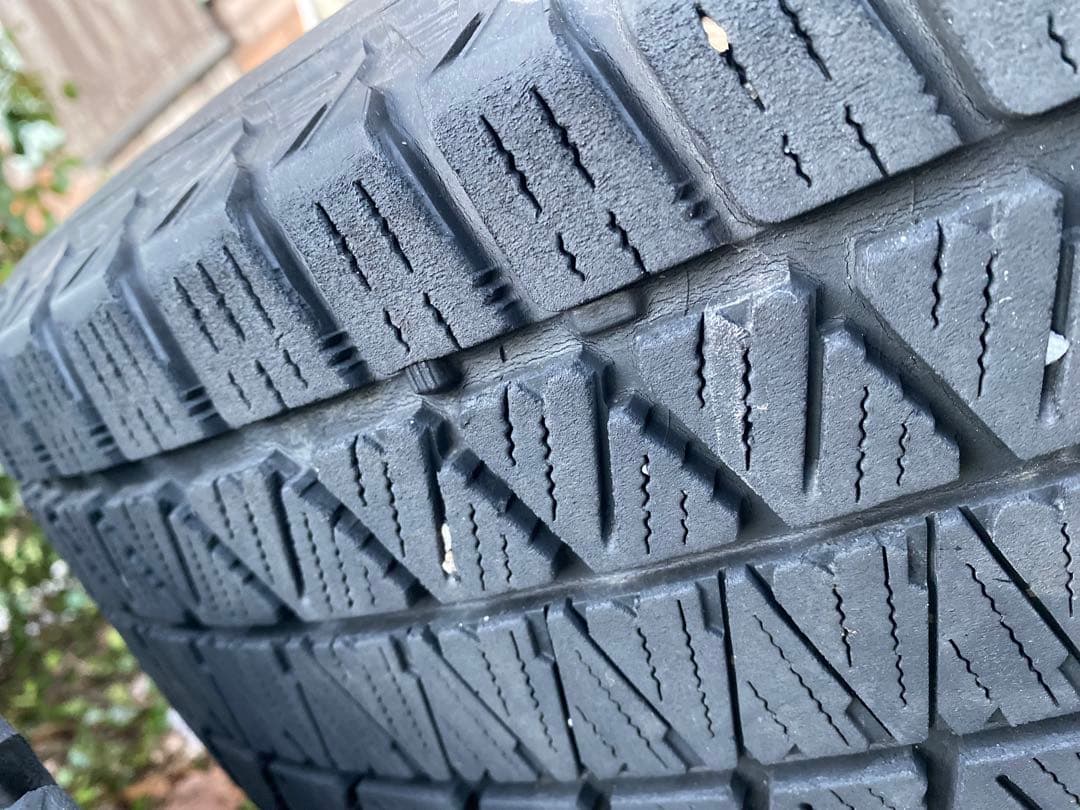 エミ　ブリヂストン スタッドレスタイヤ DM-V3 225/65R17