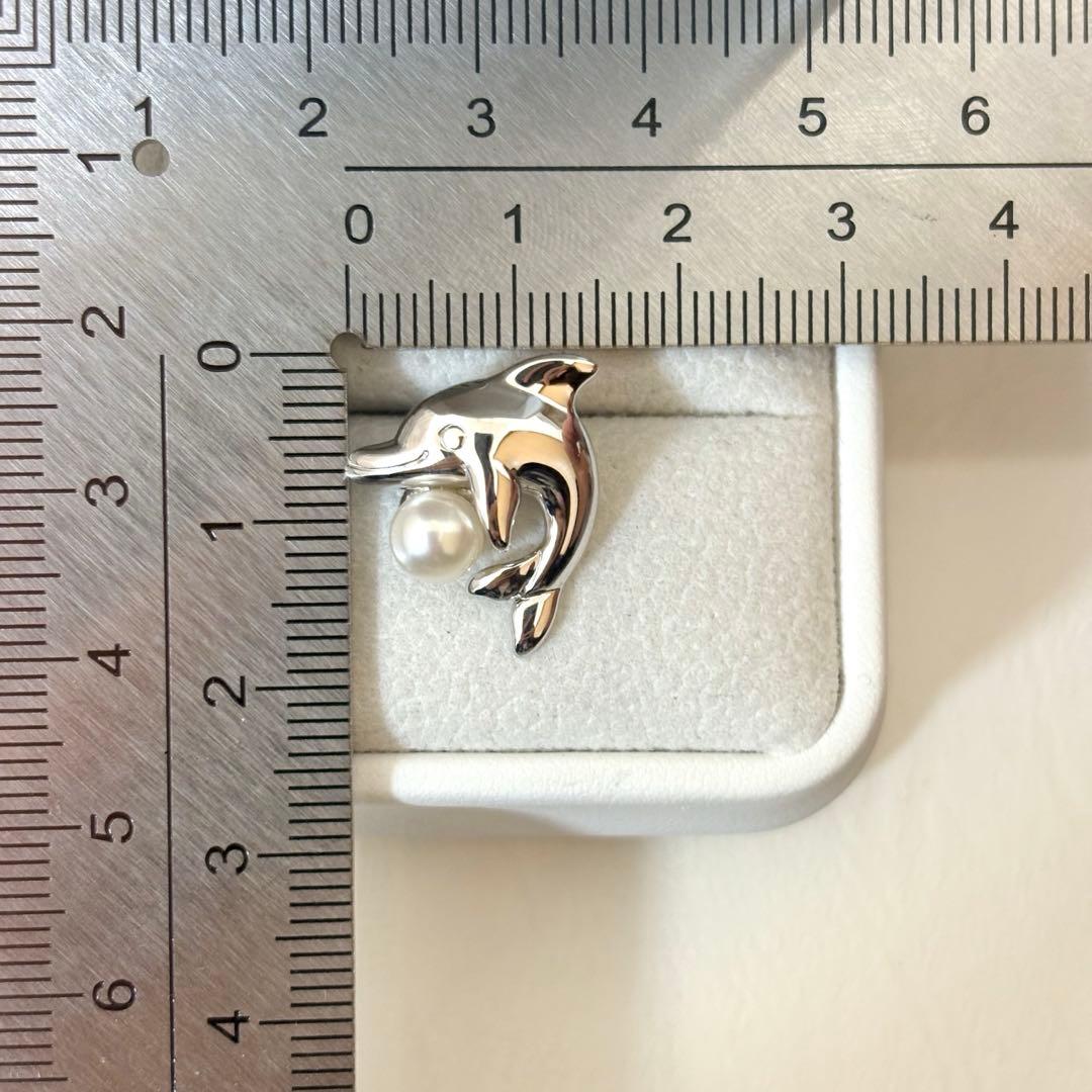 024【ミキモト】シルバー　パール　ピンブローチ　イルカ