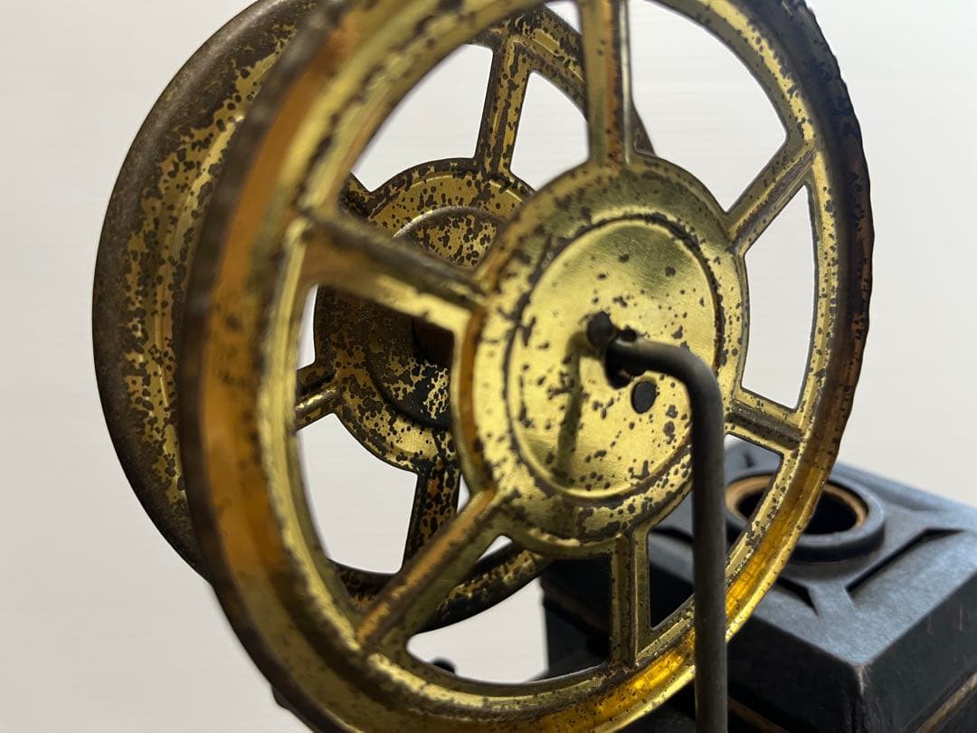 ヴィンテージ ライオン 映写機 LION 活動写真機 レトロ フィルム 手動