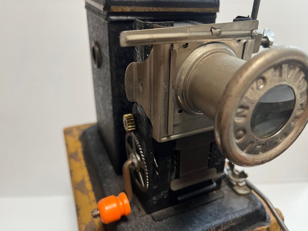 ヴィンテージ ライオン 映写機 LION 活動写真機 レトロ フィルム 手動