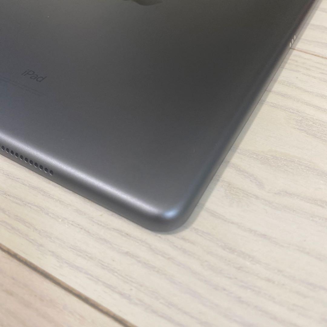 【外観美品】iPad 第8世代 Wi-Fi 32GB バッテリー劣化あり