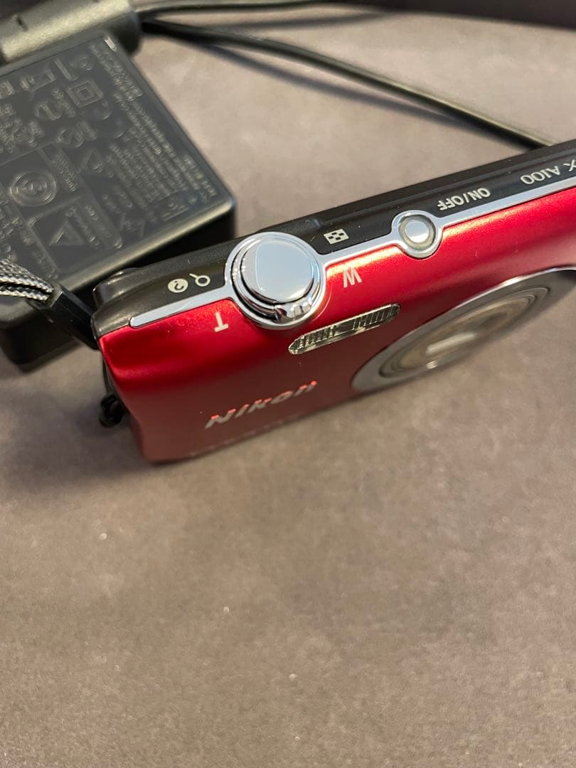 Nikon COOLPIX A100 赤