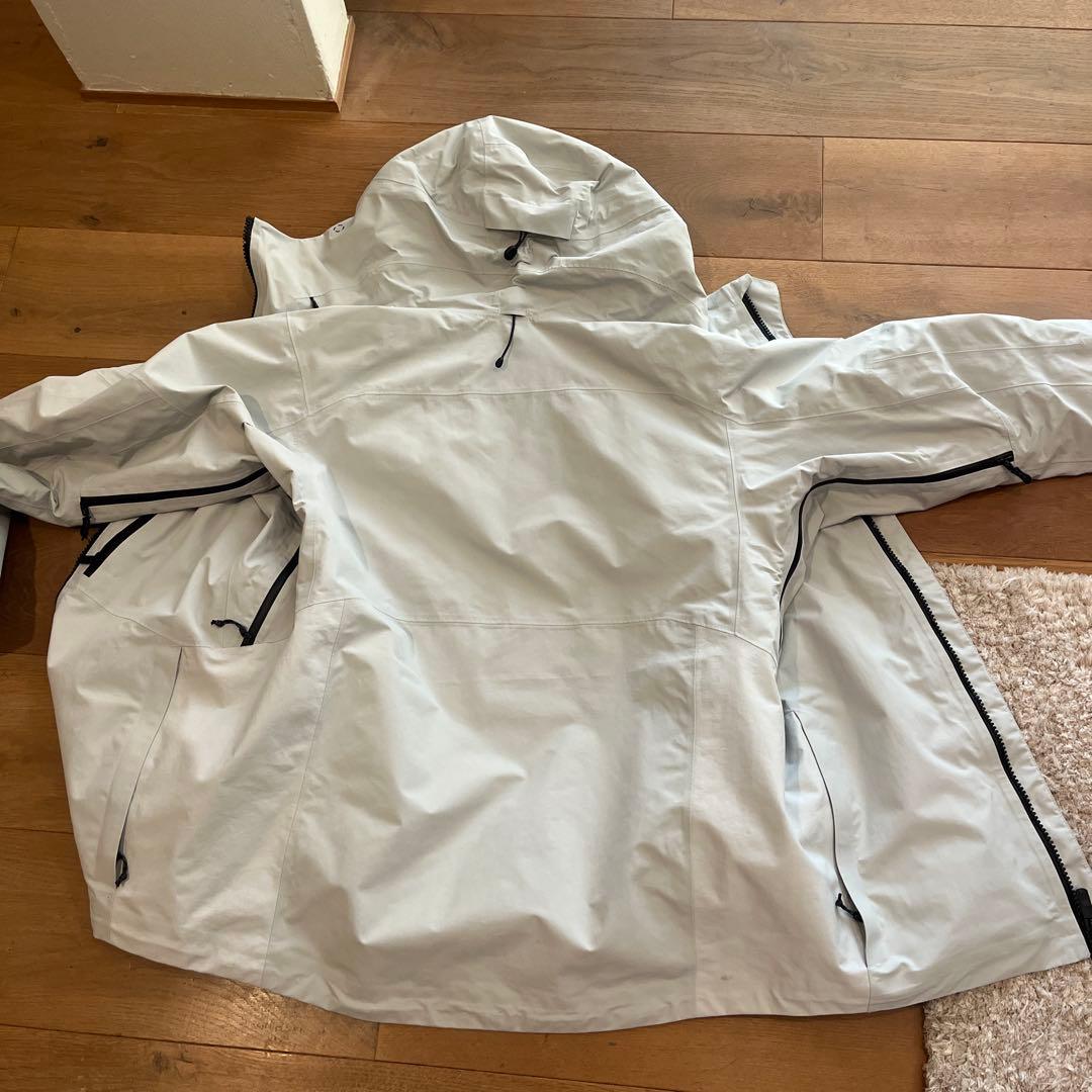 バートン　2025スノーボードウェアMサイズ　上下セット