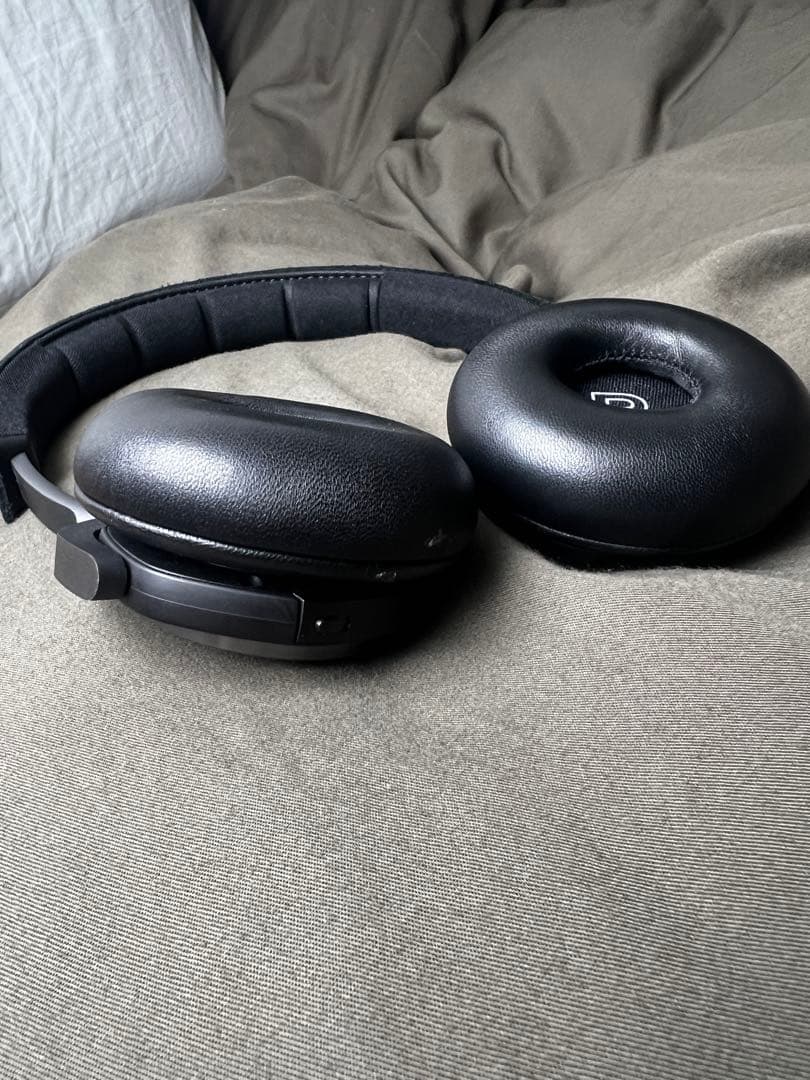 ヘッドホン BANG&OLUFSEN BeoPlay H8