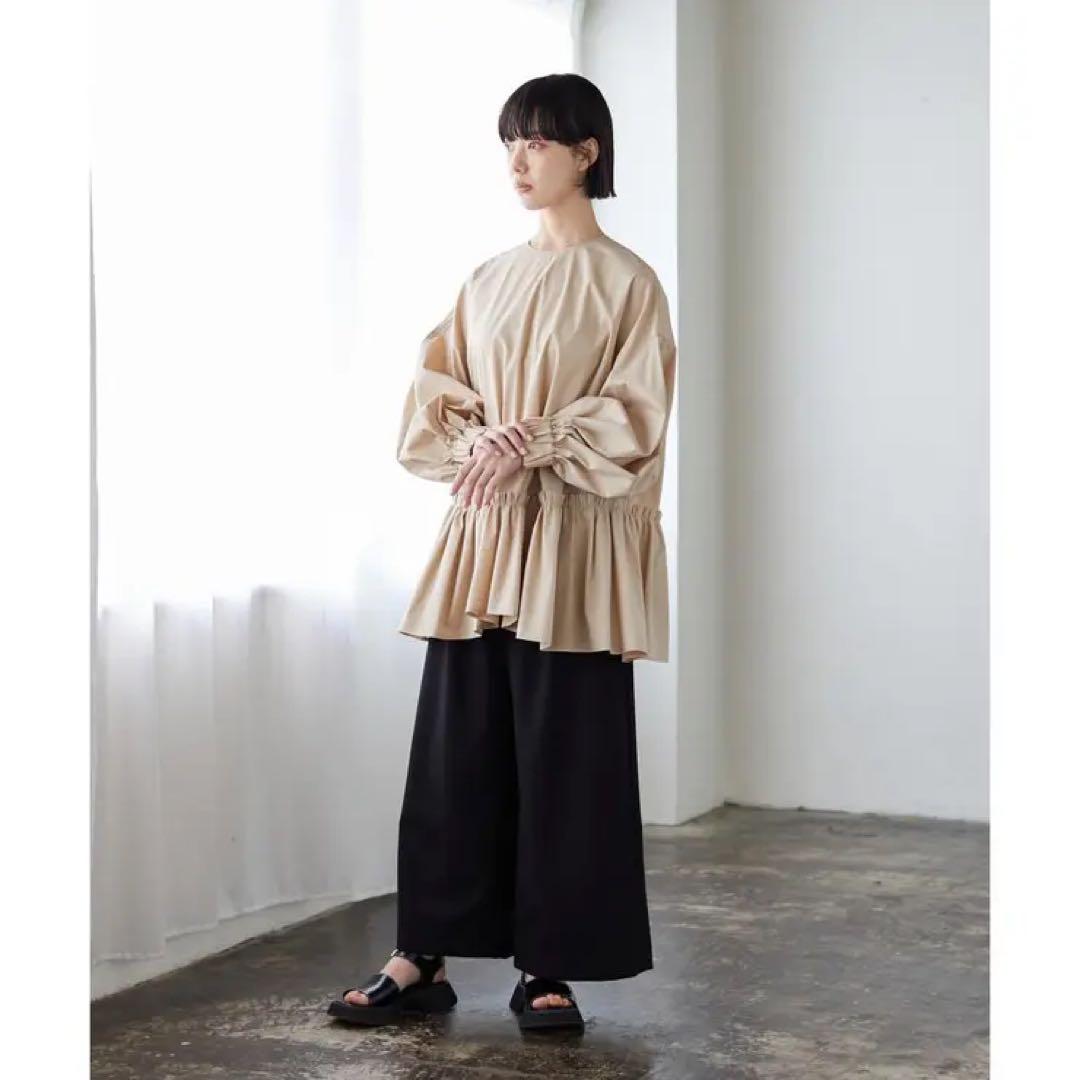 美品✦ฺランバンオンブルー　ストレッチブロードギャザーチュニック　裾フリル