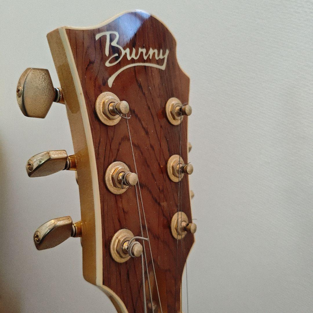 Bunny MG-85X モッキンバード　エレキギター