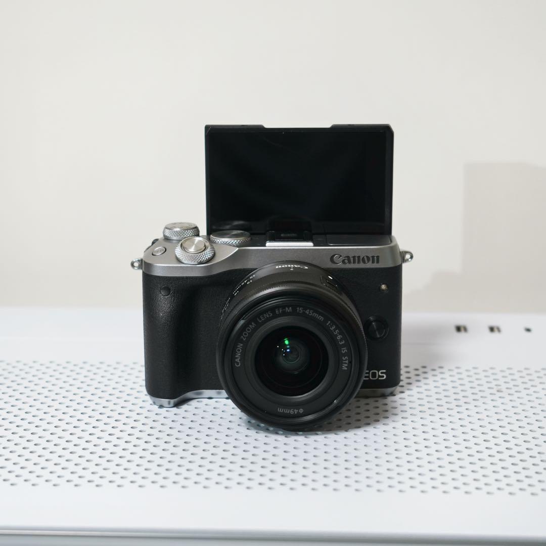 【美品】Canon EOS M6 シルバー EF-M15-45 レンズキット