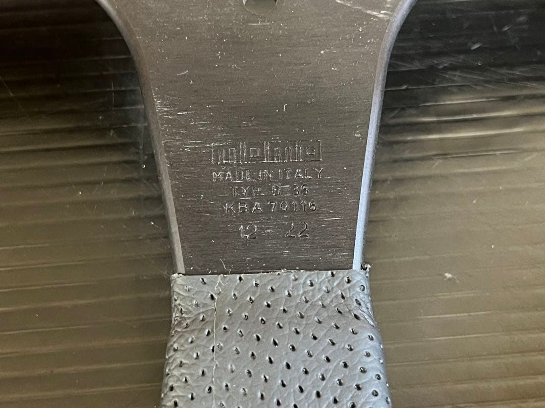 MOMO モモ ステアリング コンペティション 35パイ ハンドル