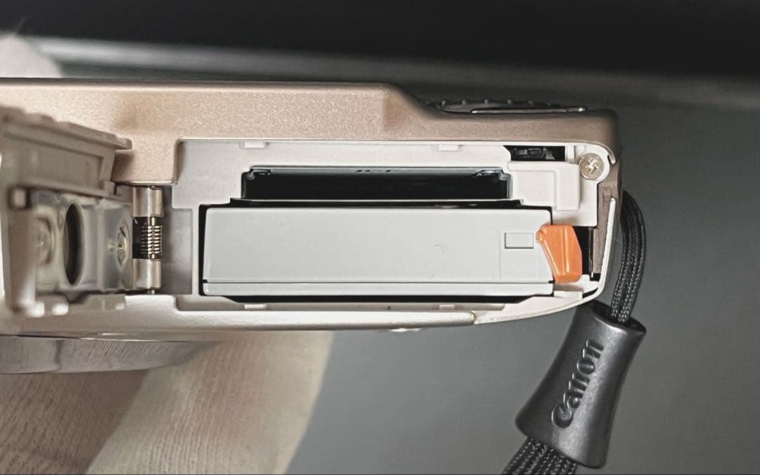 【超美品】Canon IXY 12倍ズーム コンパクトデジタルカメラ