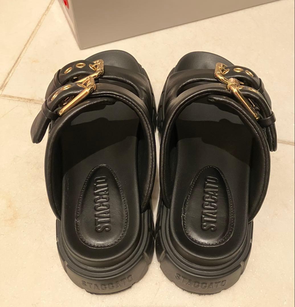 STACCATO ブラック コンフォートサンダル