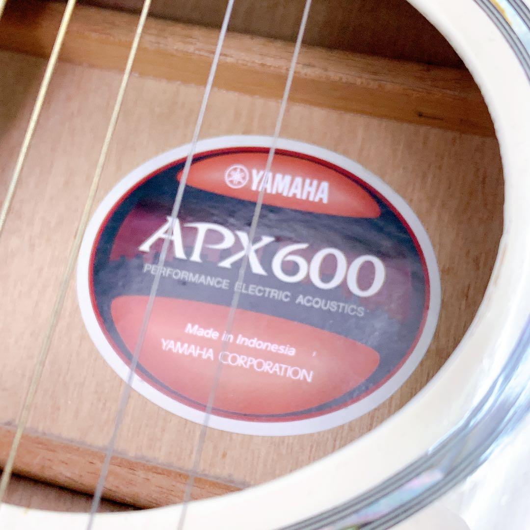 8AAM005 Yamaha APX600 ホワイト エレアコ ヤマハ