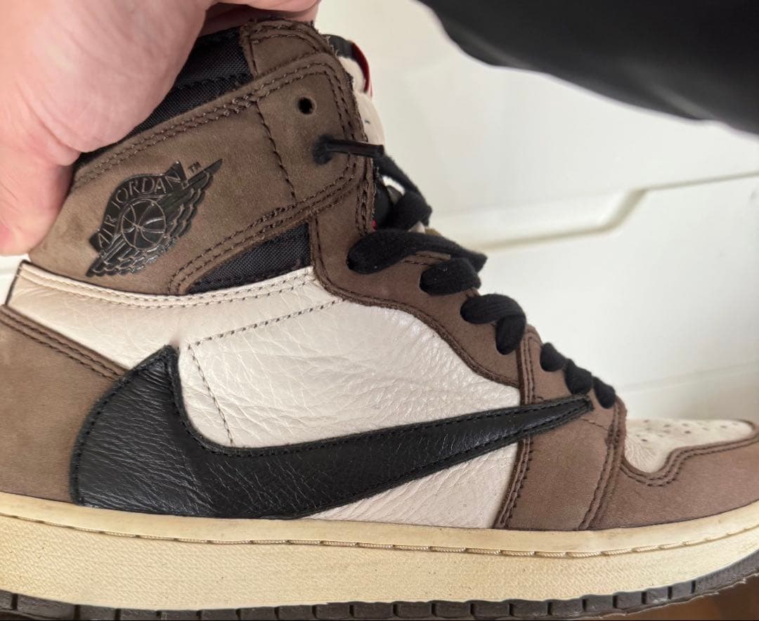 Travis Scott × Nike Air Jordan