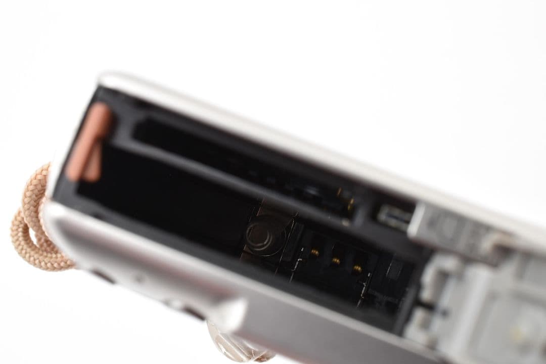 Canon IXY DIGITAL 70 シルバー 美品