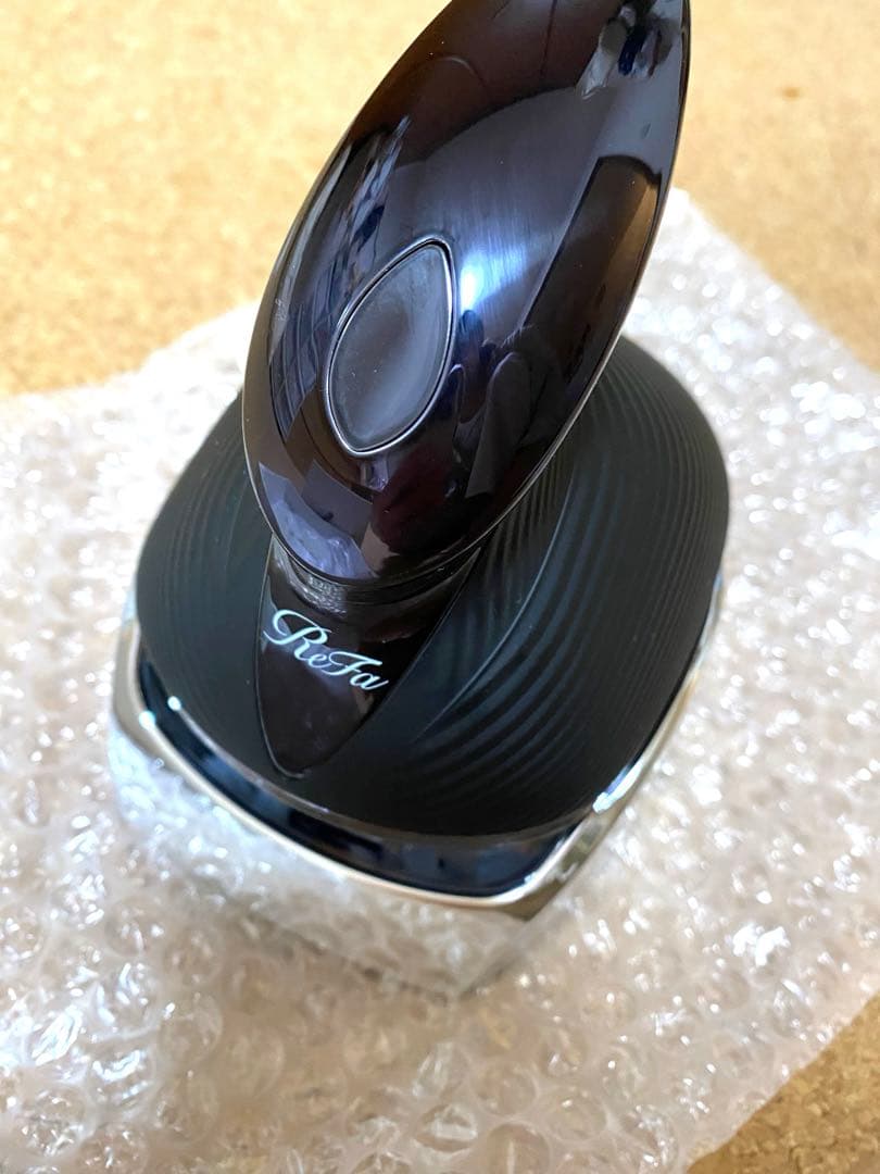 美品★最新型　リファ　ビューテックヘッドスパ