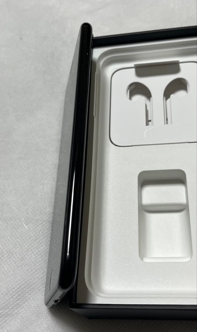 Apple iPhone 7 Plus 128GB ジェットブラック