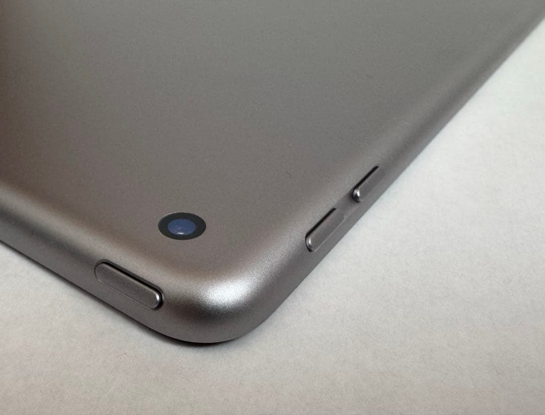 iPad 第5世代 Wi-Fi 32G 9.7インチ