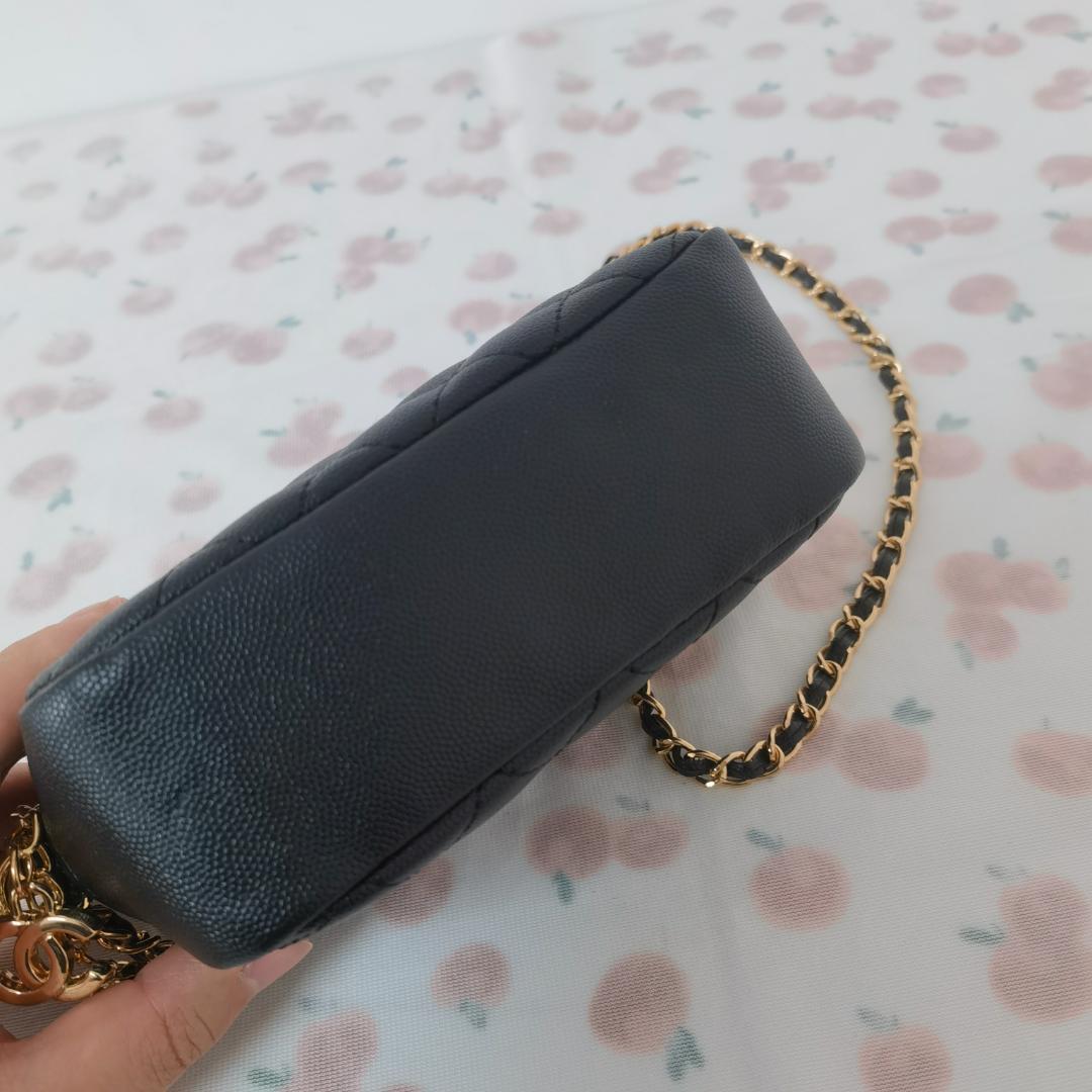 ブラック チェーンクラッチ　ショルダーバッグ