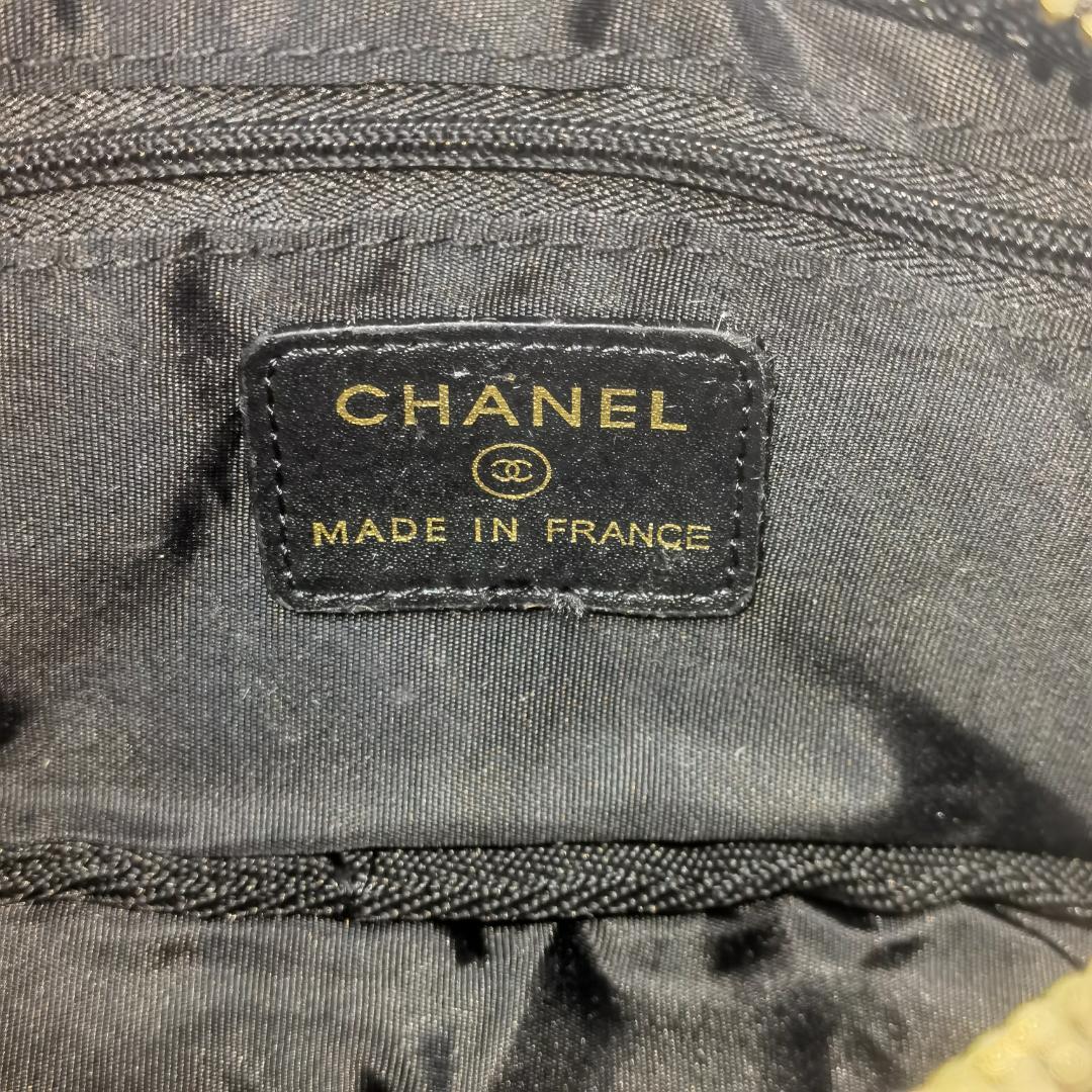 ブラック チェーンクラッチ　ショルダーバッグ